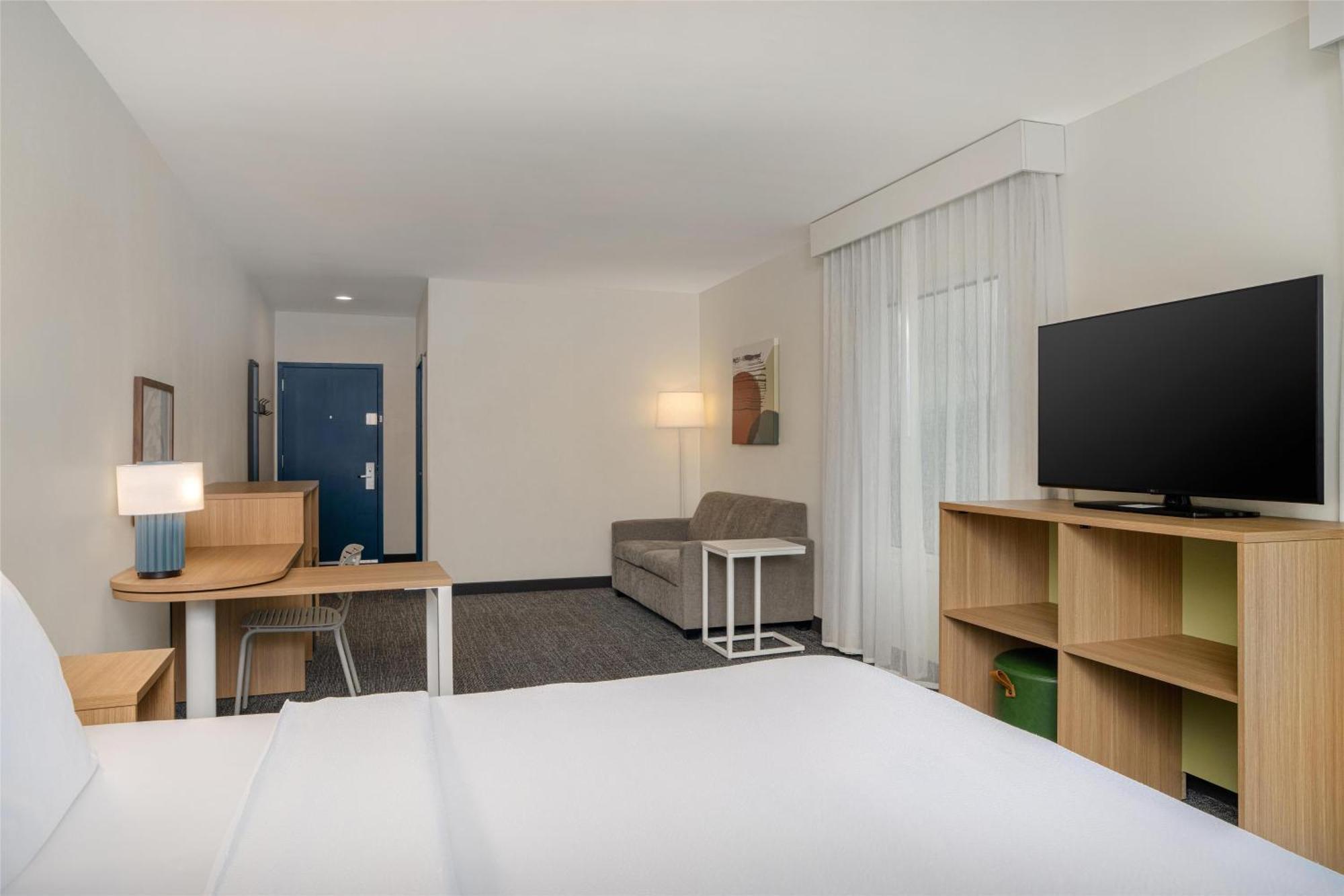 Hotel Spark By Hilton 3*