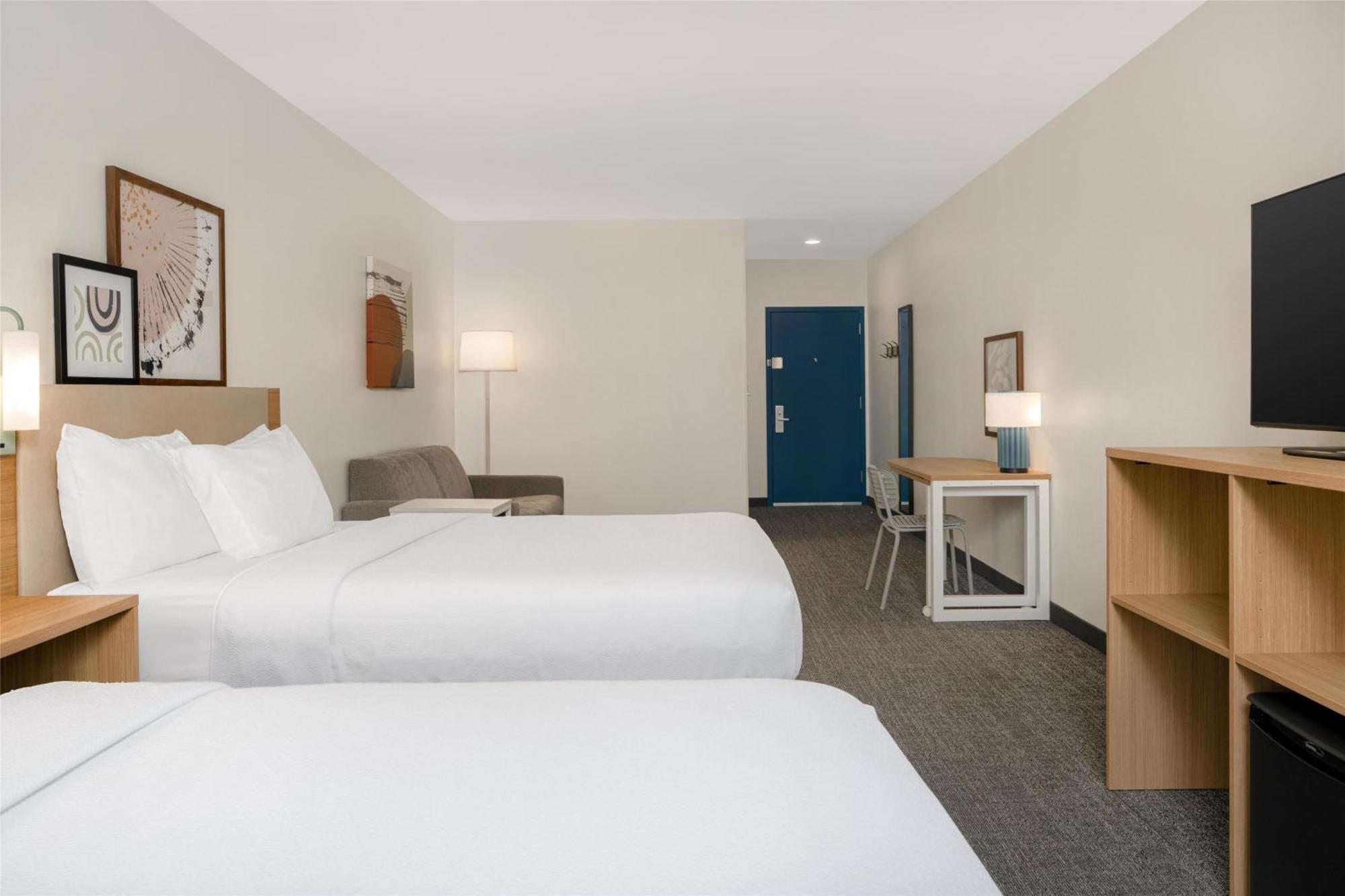 Spark By Hilton 3*