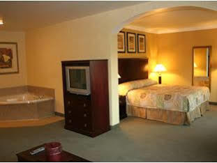 Spark By Hilton 3* Rahway
