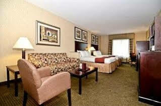 Spark By Hilton 3*